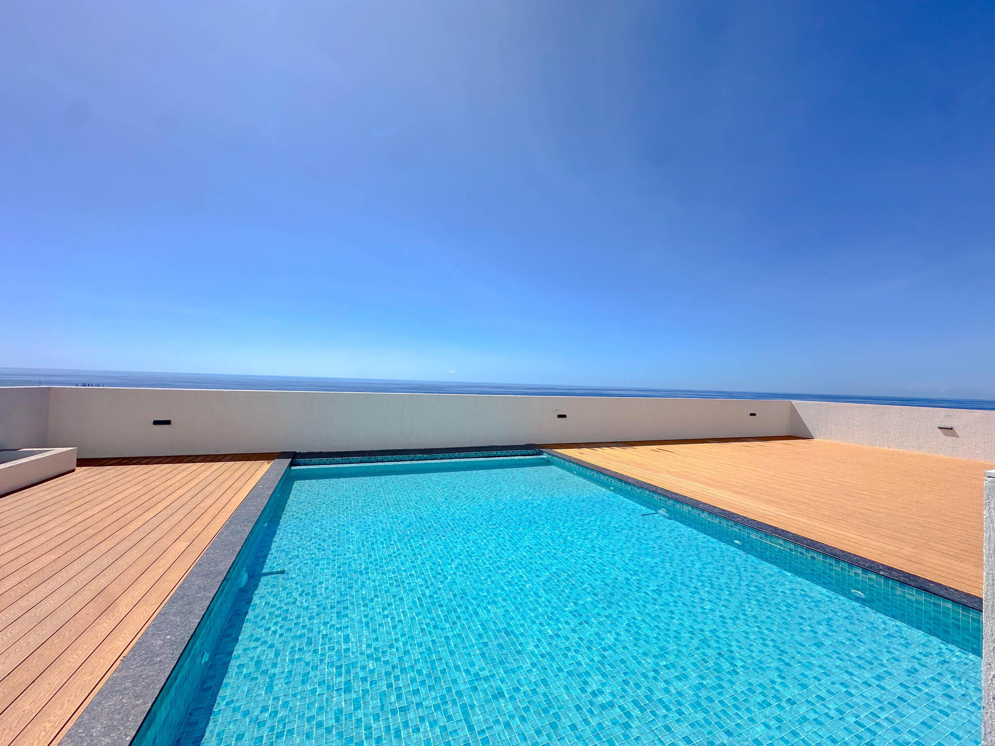 Crystal Residence — Hulhumalé